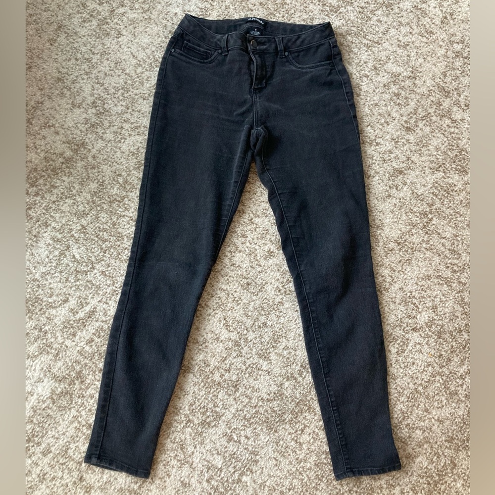 Black skinny jeans
